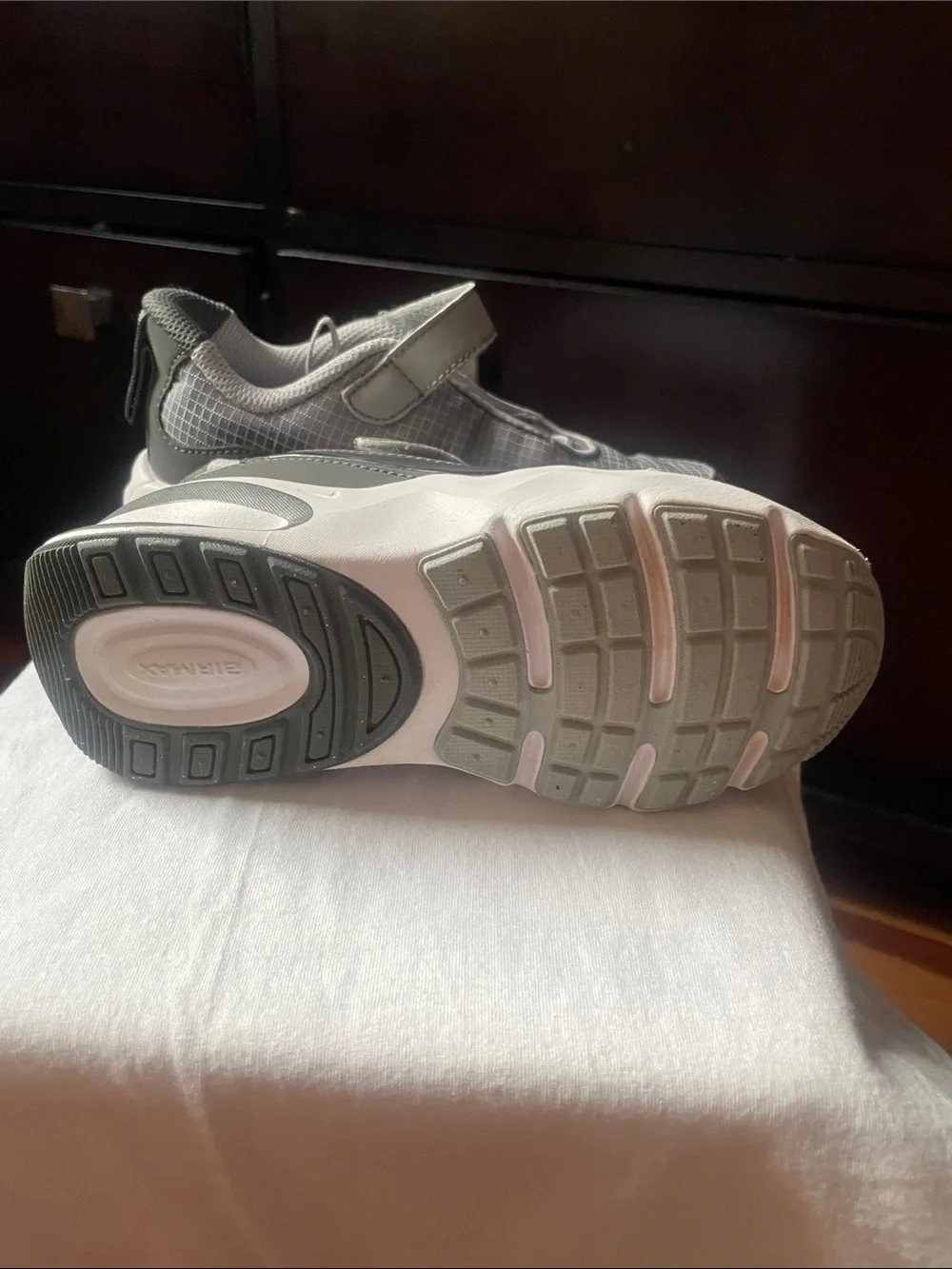 Nike Kids Grey and White Athletic Sneakers with Hook-and-Loop Strap